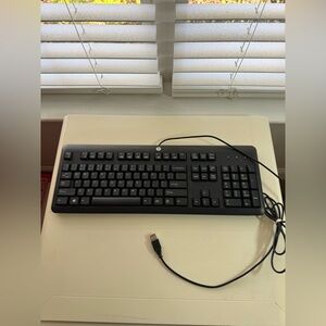 HP Wired Keyboard in Black